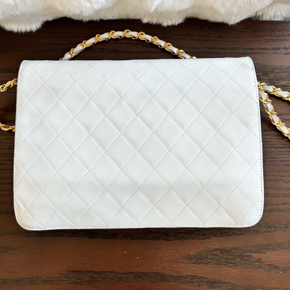 Vintage Chanel Single Flap - Picture 3 of 13